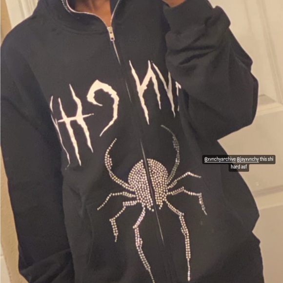 Questions? Comment down below - Picture 3 of 3